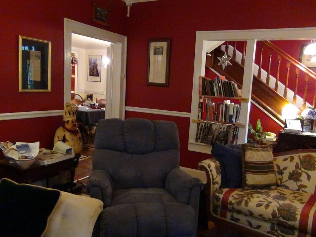 Buffalo Tavern Bed And Breakfast ويست جيفرسون المظهر الخارجي الصورة